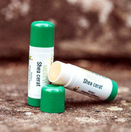 Medevi l�ppcerat med mjukt sheasm�r