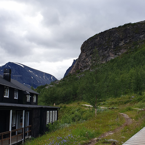 Start mot toppen från Kebnekaise fjällstation